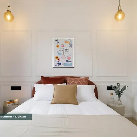 Poeticstay - Champs D'elysée * Parigi