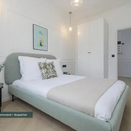 Appartamento Poeticstay - Champs D'elysée Parigi