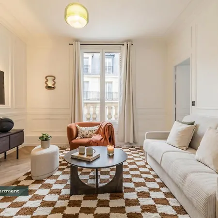 Appartamento Poeticstay - Champs D'elysée Parigi
